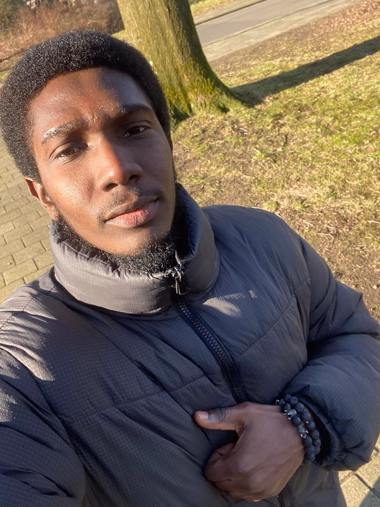 Roy ( Netherlands )